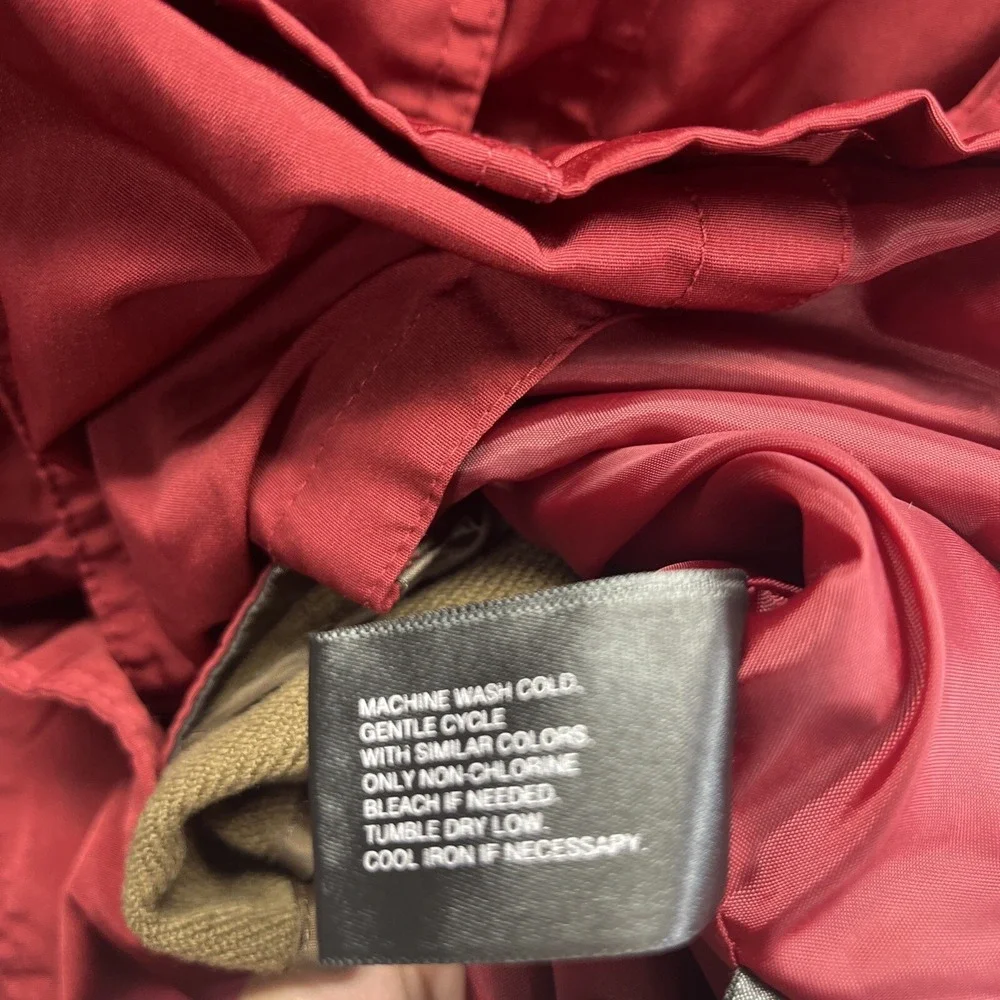 St Johns Bay Jacket Womens Small Red Pockets Full Zip Button Hooded Chore Preppy